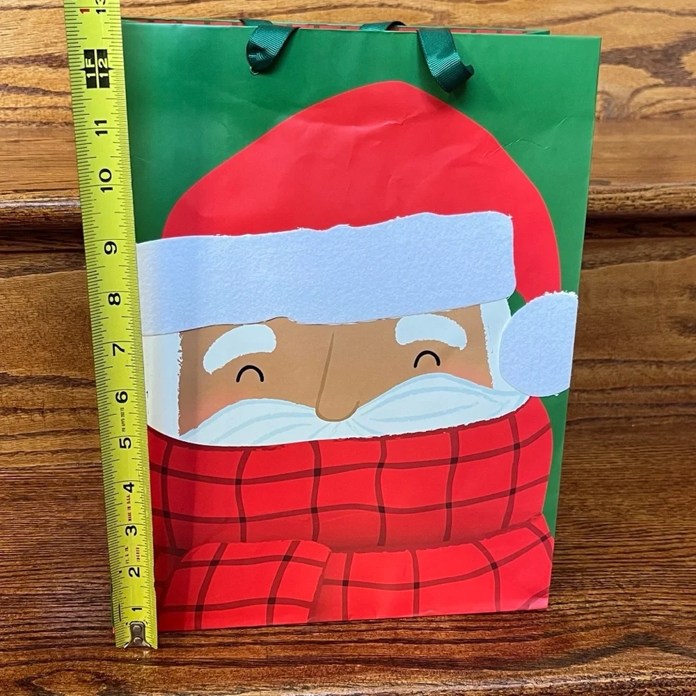 Lot of 5 African American Santa Themed Holiday Christmas Bags